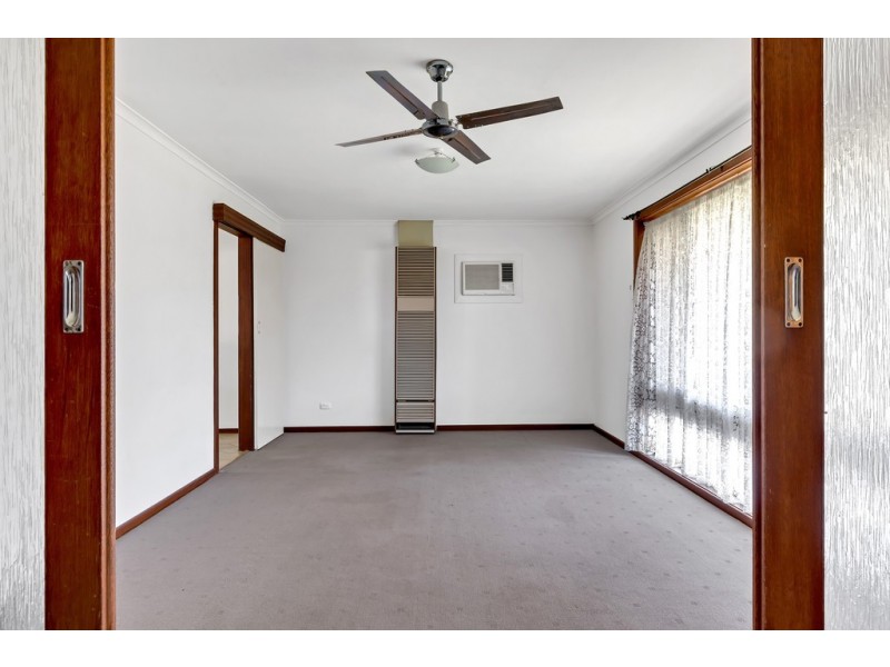 5 Kathryn Drive, Morphett Vale SA 5162