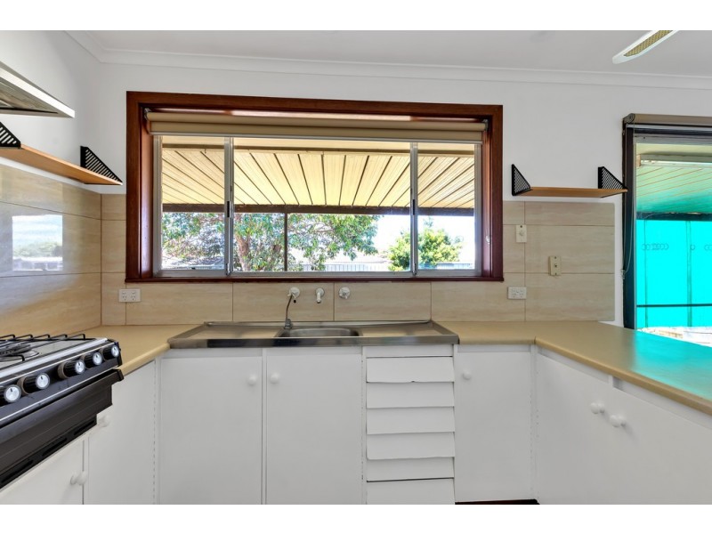 5 Kathryn Drive, Morphett Vale SA 5162