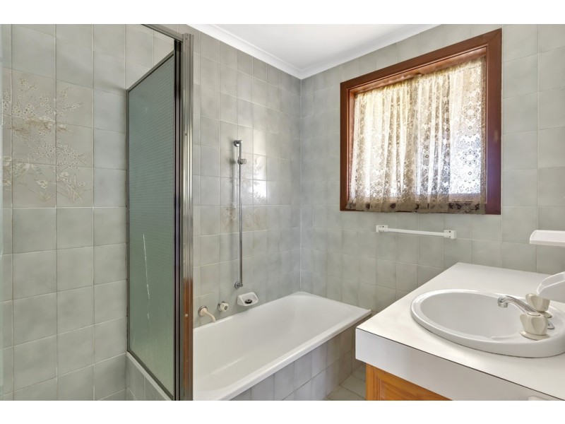 5 Kathryn Drive, Morphett Vale SA 5162