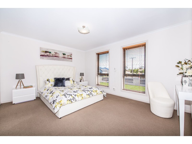 88 Fenton Avenue, Christies Beach SA 5165