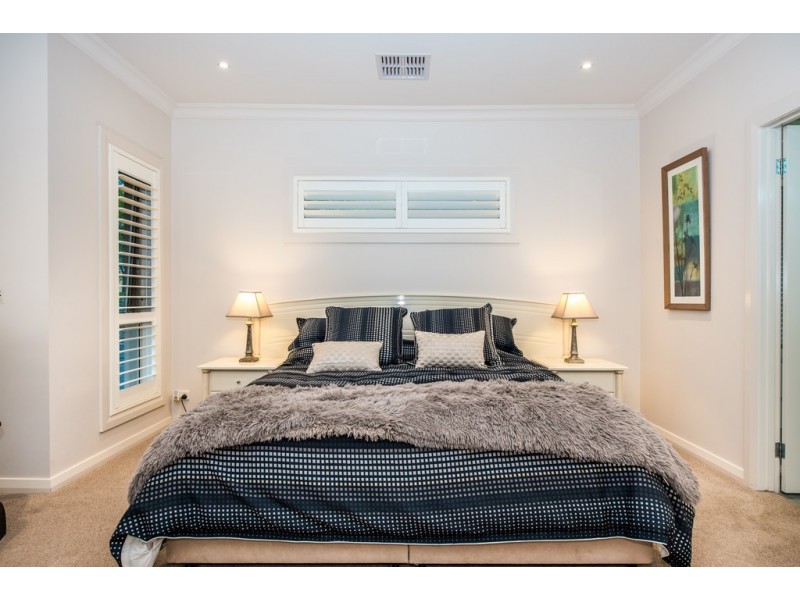 24 Charlson Rise, Happy Valley SA 5159