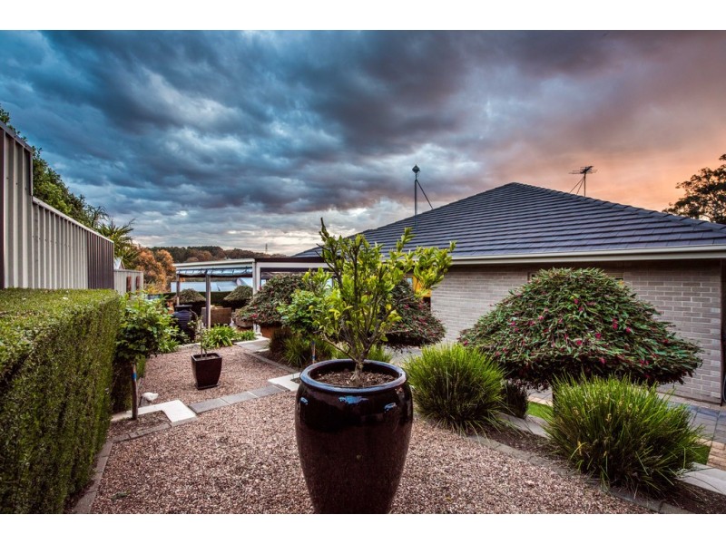 24 Charlson Rise, Happy Valley SA 5159