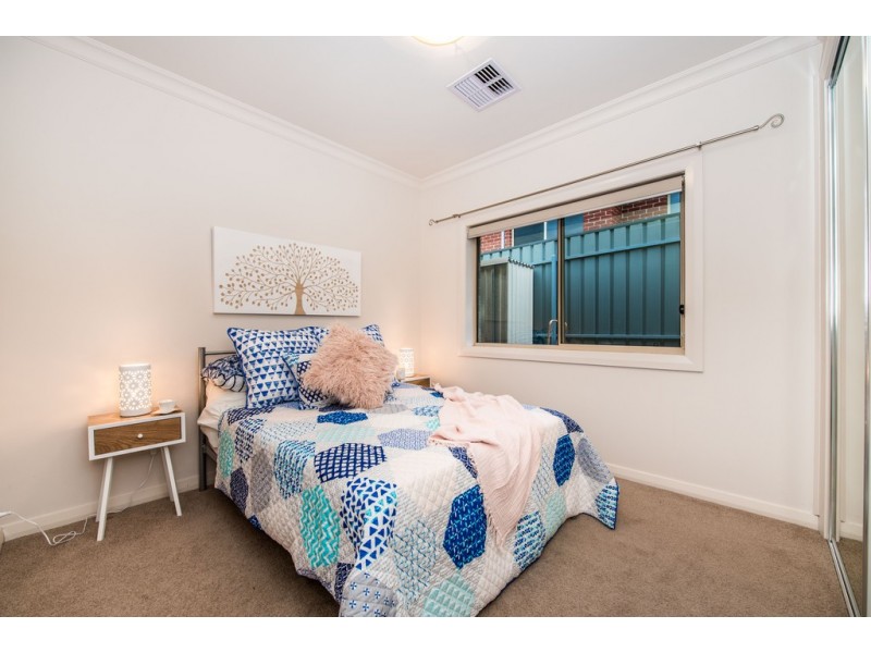 24 Charlson Rise, Happy Valley SA 5159
