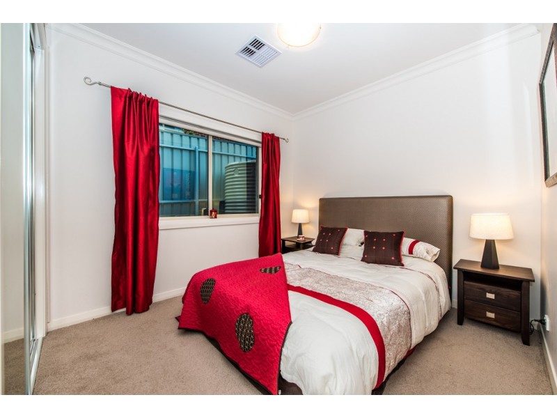 24 Charlson Rise, Happy Valley SA 5159