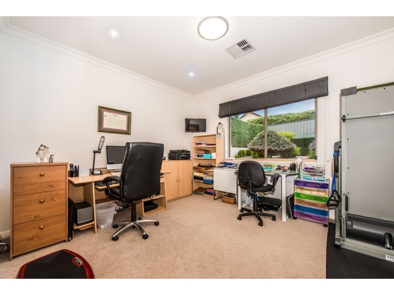 24 Charlson Rise, Happy Valley SA 5159