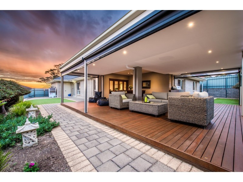 24 Charlson Rise, Happy Valley SA 5159