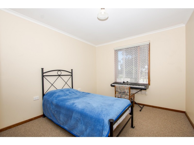 19 Wangara Avenue, Morphett Vale SA 5162