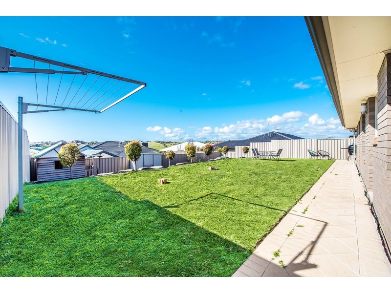 77 Esperance Boulevard, Seaford Rise SA 5169