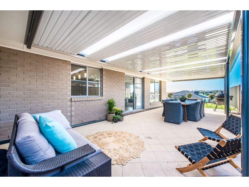 77 Esperance Boulevard, Seaford Rise SA 5169
