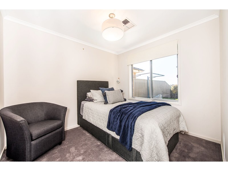 77 Esperance Boulevard, Seaford Rise SA 5169