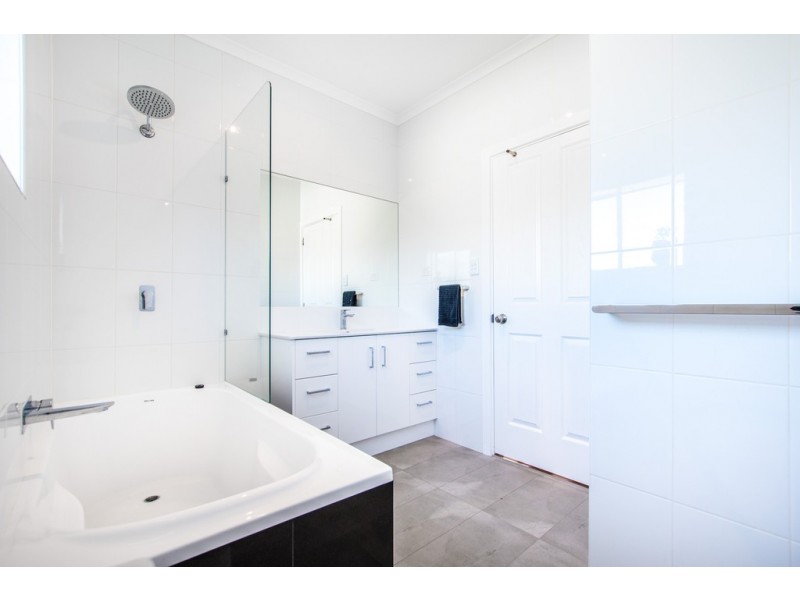 3 Jamieson Street, Moana SA 5169