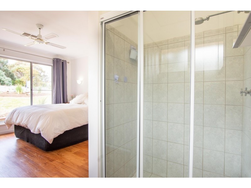 5 Alabama Road, Happy Valley SA 5159