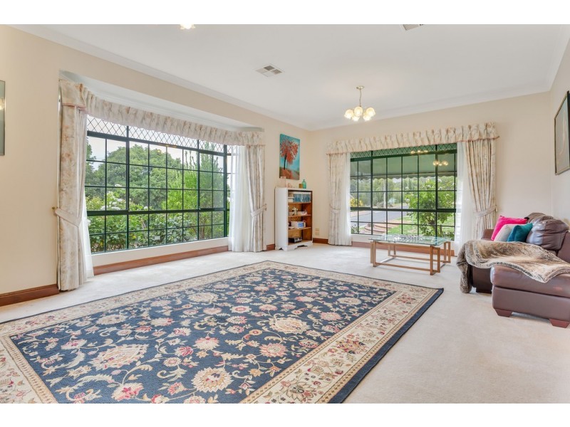 32 Birman Crescent, Flagstaff Hill SA 5159