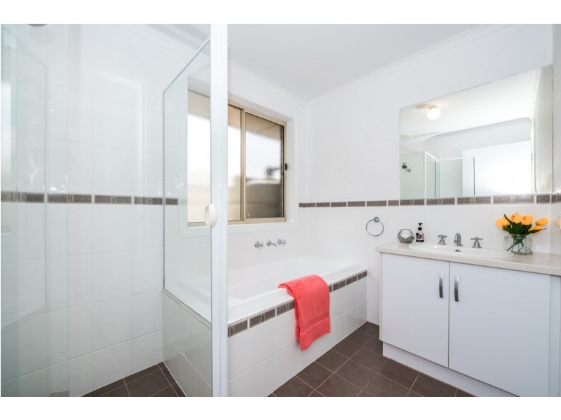 9 Lance Avenue, Hackham SA 5163