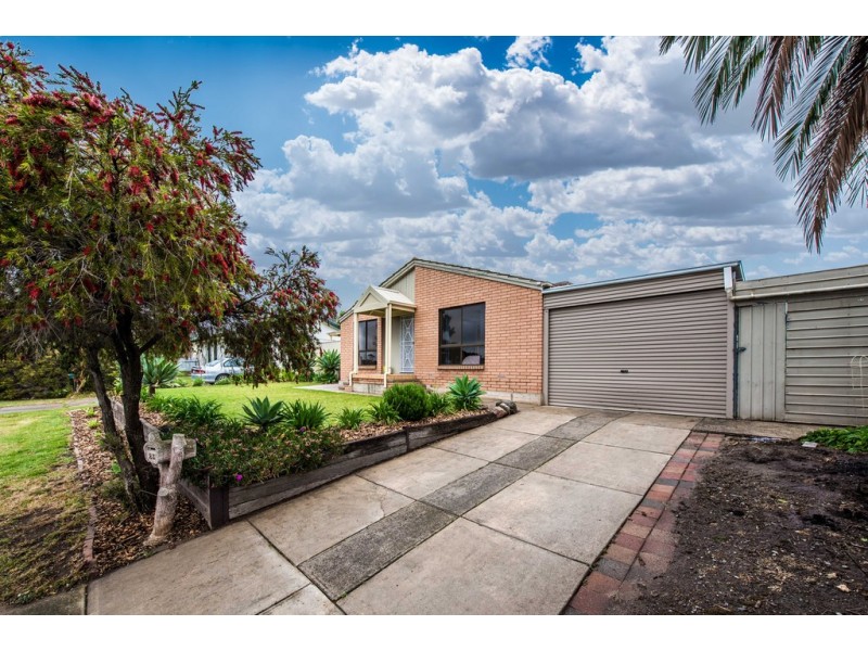 23 Orana Drive, Morphett Vale SA 5162