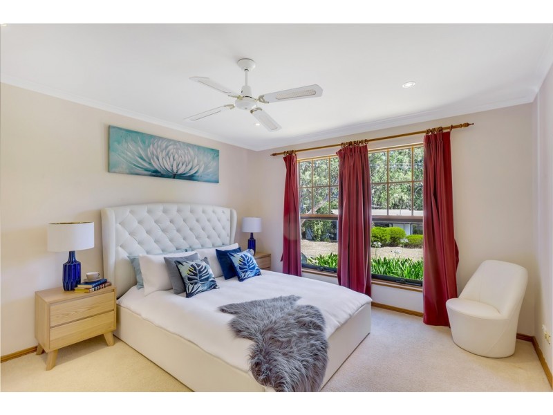 2/1 Dellvale Court, Flagstaff Hill SA 5159