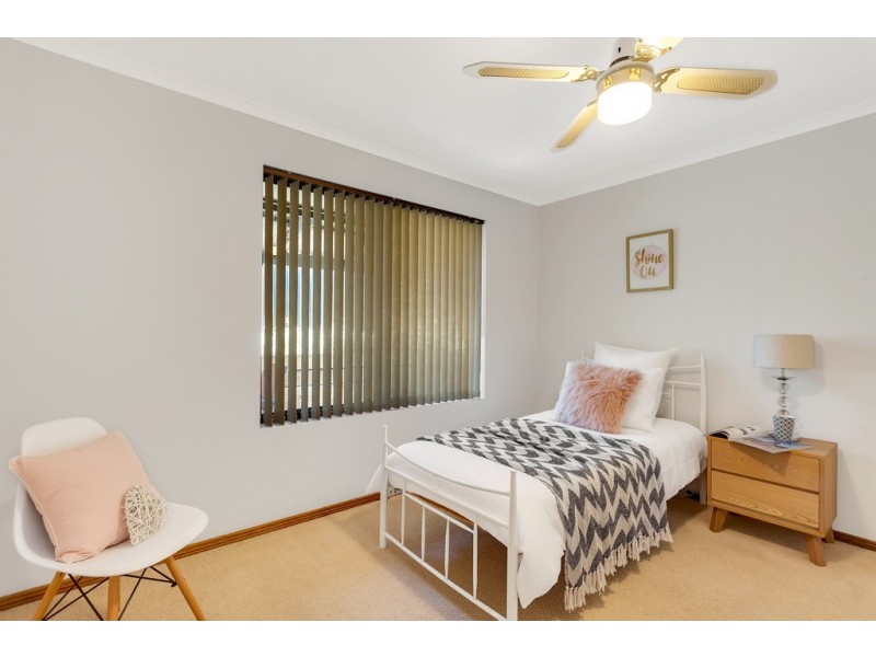 2/1 Dellvale Court, Flagstaff Hill SA 5159