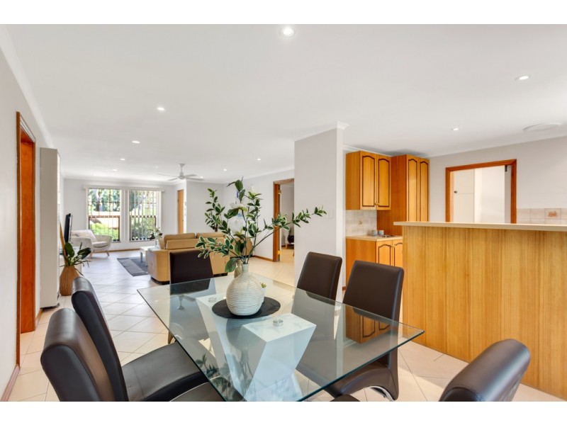 2/1 Dellvale Court, Flagstaff Hill SA 5159