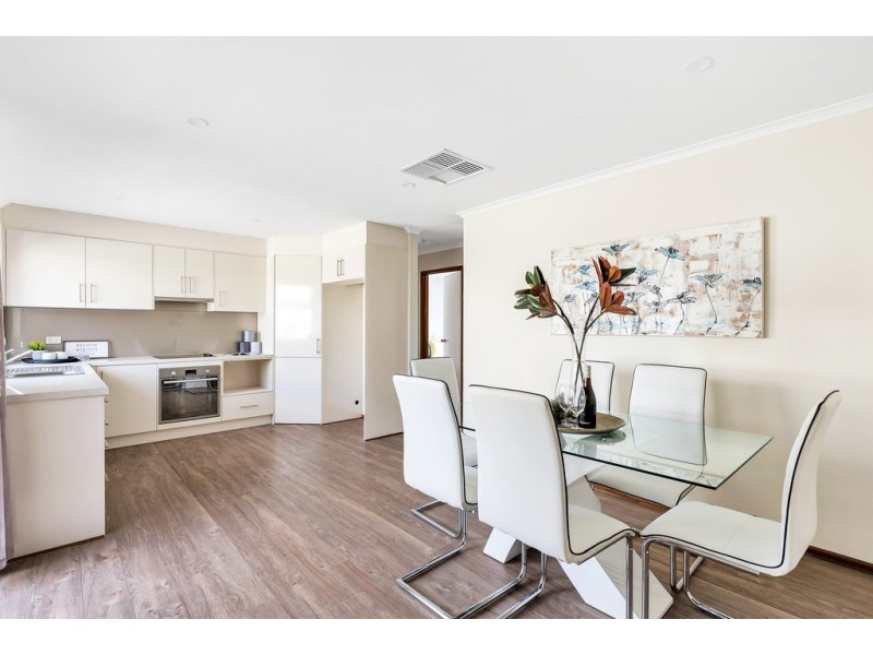 104 Reynell Road, Woodcroft SA 5162