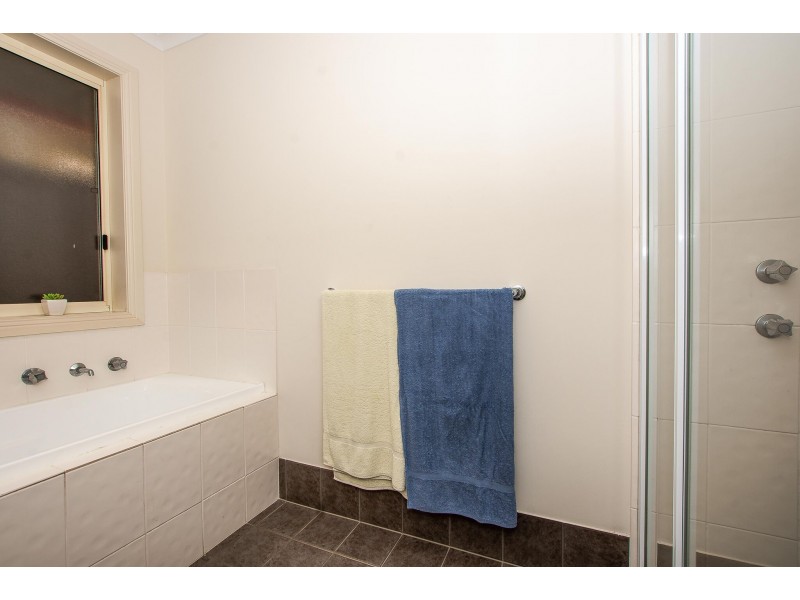 57 Windebanks Road, Aberfoyle Park SA 5159