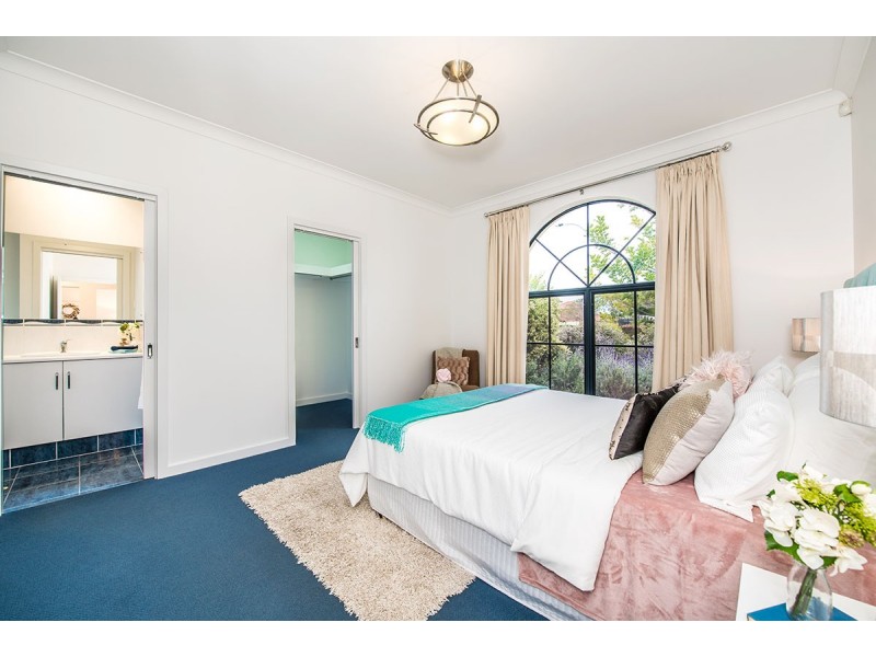 2 Marine Place, Seaford Rise SA 5169