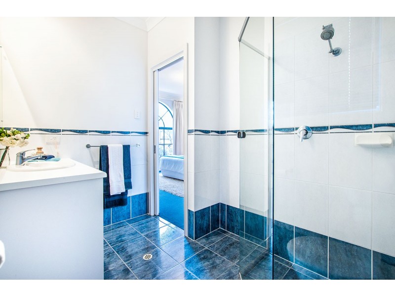 2 Marine Place, Seaford Rise SA 5169