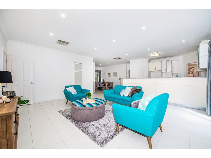 2 Marine Place, Seaford Rise SA 5169