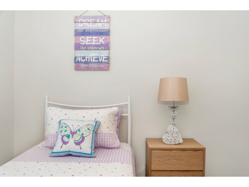 7 Kestrel Cct, Seaford Rise SA 5169
