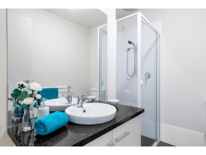 7 Kestrel Cct, Seaford Rise SA 5169