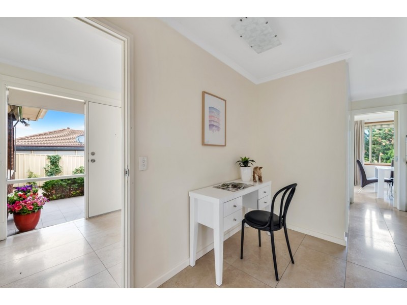 8 Streeton Court, Trott Park SA 5158