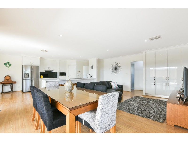 12 Shoreline Avenue, Sellicks Beach SA 5174