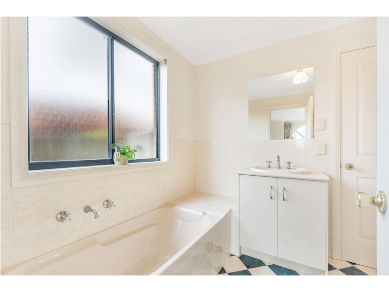 7 Lindsay Court, Aberfoyle Park SA 5159