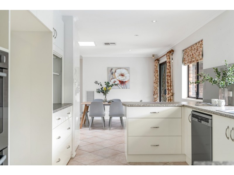 15 Verdelho Way, Warradale SA 5046