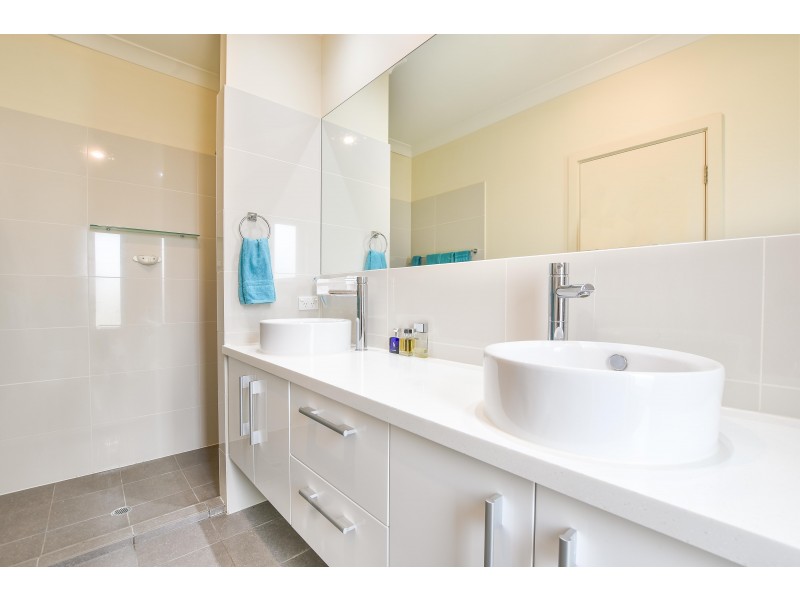 14c Bowaka Street, Park Holme SA 5043