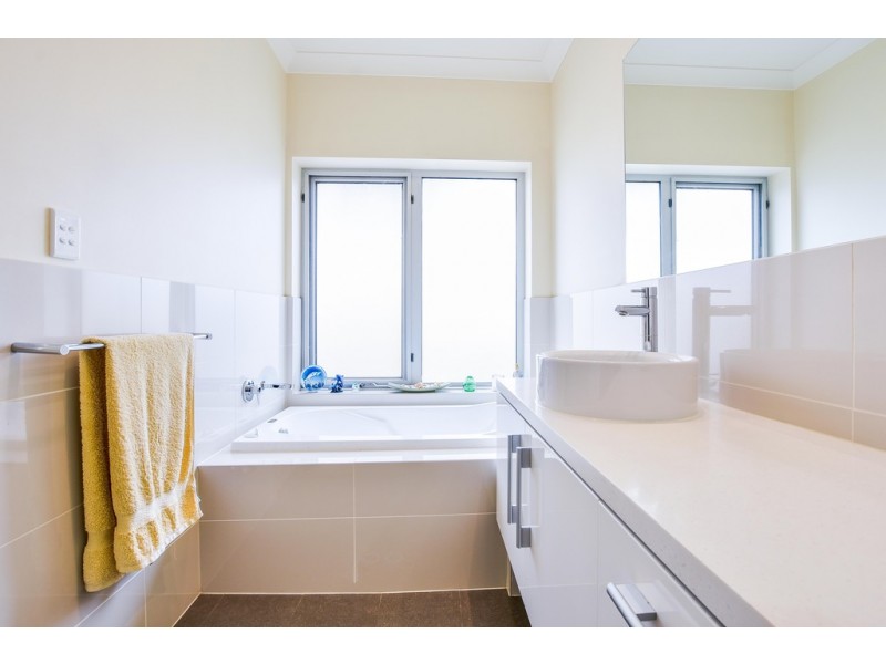 14c Bowaka Street, Park Holme SA 5043