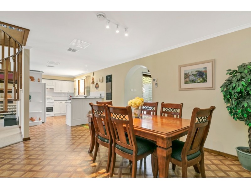 8 Martin Road, Morphett Vale SA 5162