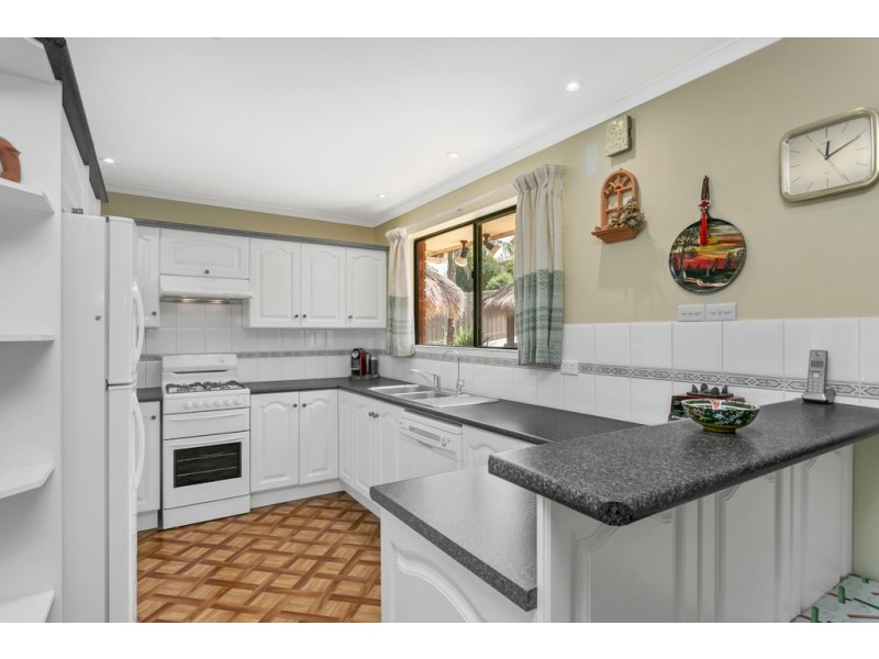 8 Martin Road, Morphett Vale SA 5162