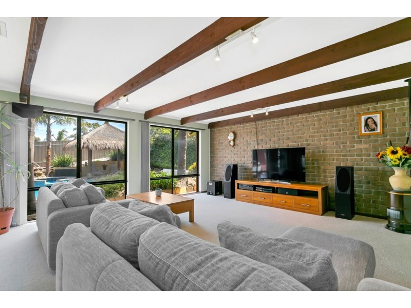 8 Martin Road, Morphett Vale SA 5162