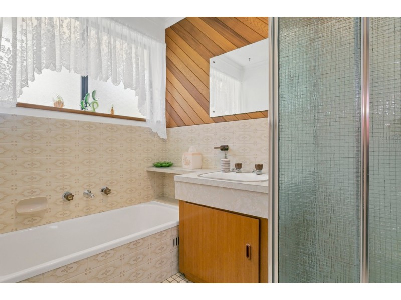 8 Martin Road, Morphett Vale SA 5162