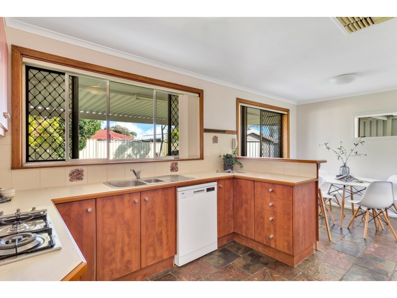 13 Hampton Court, Reynella SA 5161