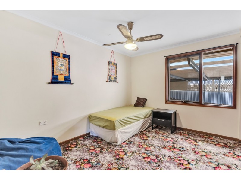 12 Kantalpa Grove, Morphett Vale SA 5162