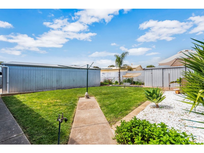 12 Kantalpa Grove, Morphett Vale SA 5162