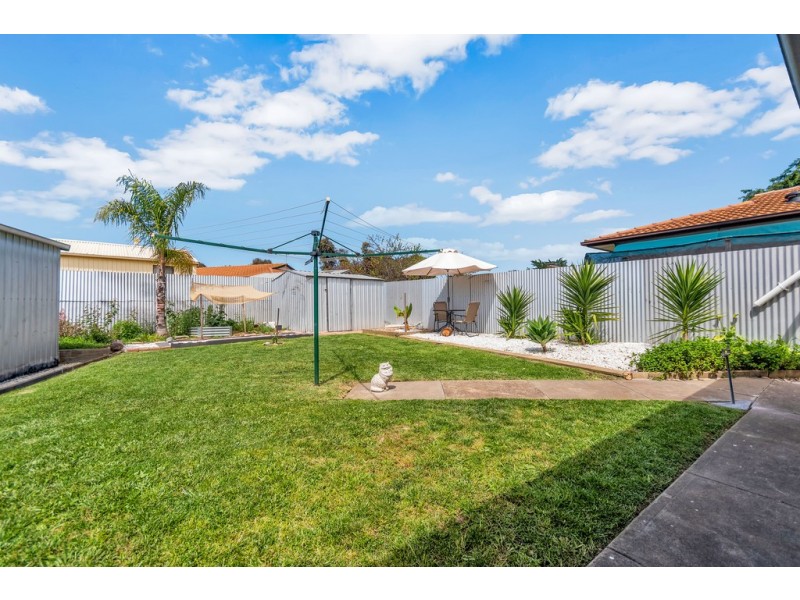 12 Kantalpa Grove, Morphett Vale SA 5162