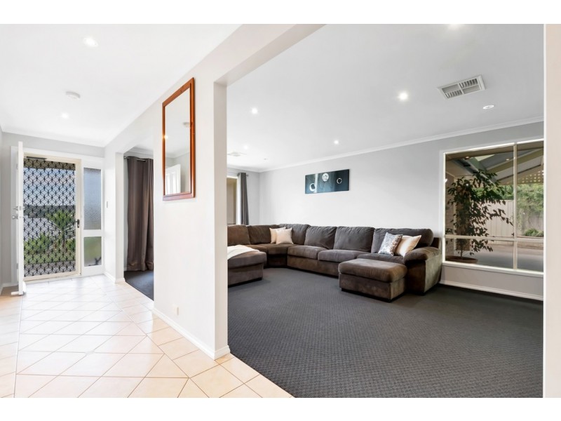 15 George Francis Drive, Mount Compass SA 5210