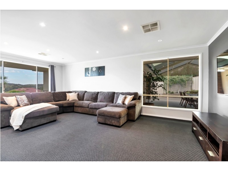 15 George Francis Drive, Mount Compass SA 5210