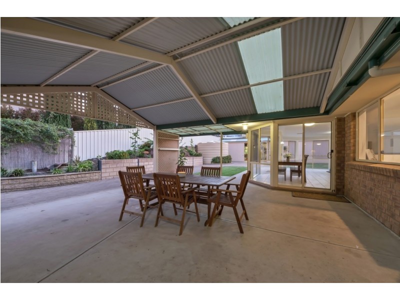 15 George Francis Drive, Mount Compass SA 5210