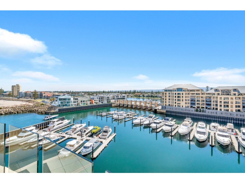 62/3 Holdfast Promenade, Glenelg SA 5045