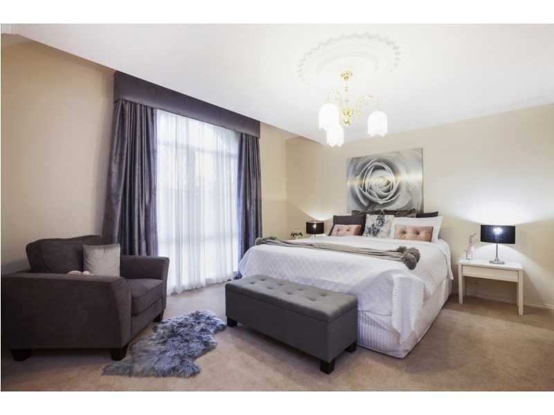 2 Hilderstone Court, Flagstaff Hill SA 5159