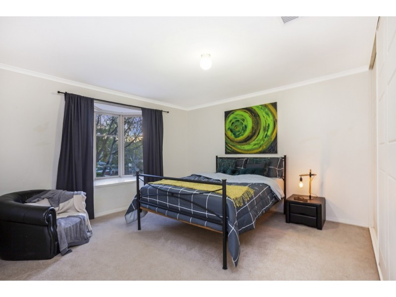 2 Hilderstone Court, Flagstaff Hill SA 5159