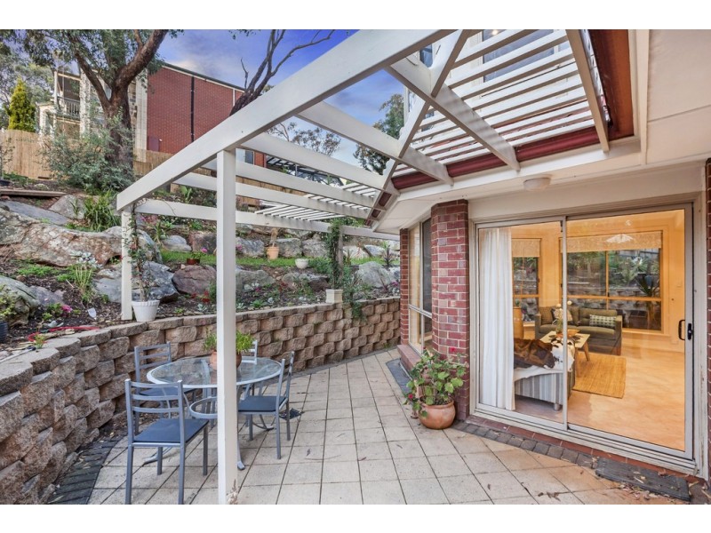 2 Hilderstone Court, Flagstaff Hill SA 5159